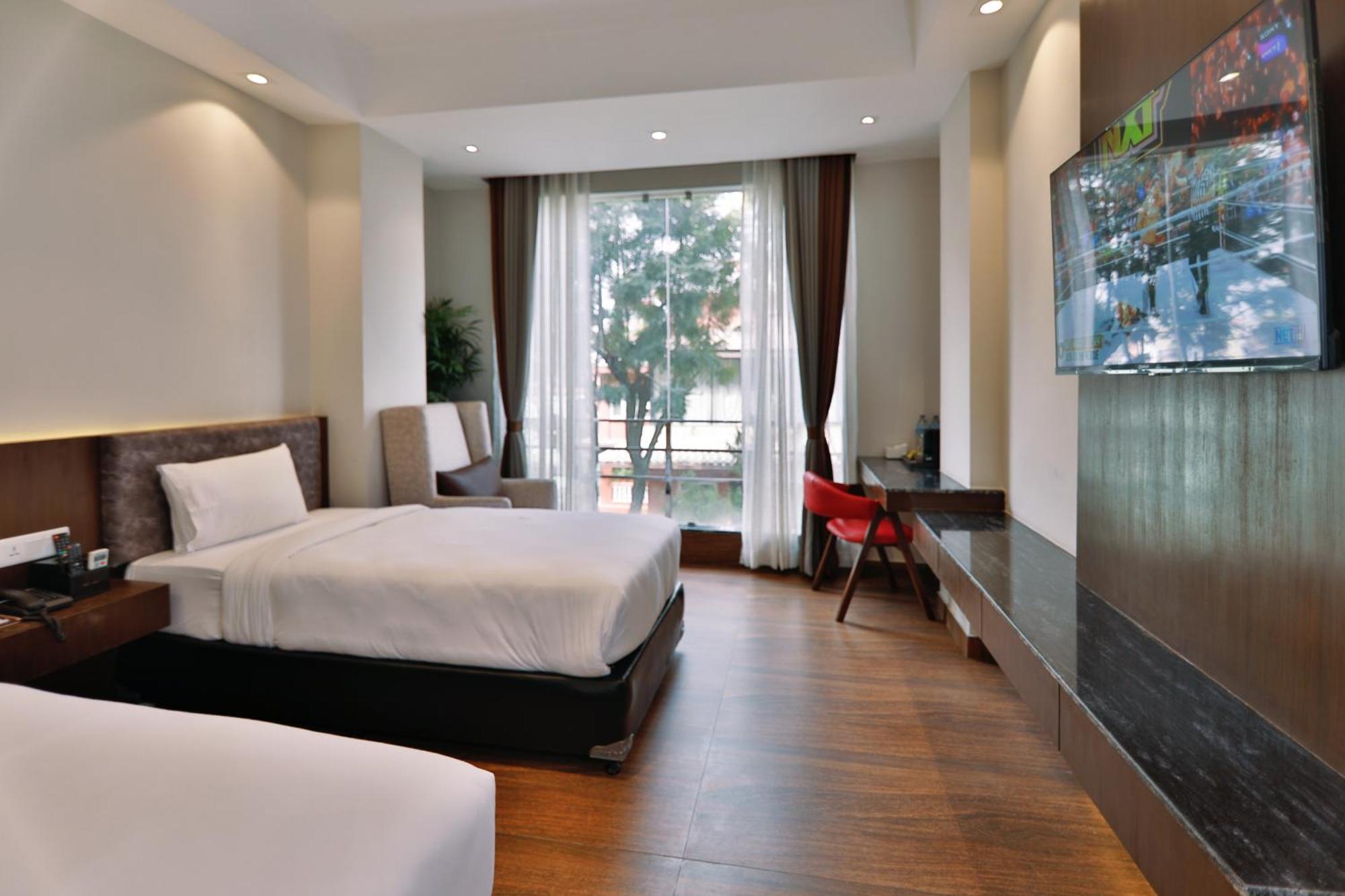 Lakhey Hotel Kathmandu Ngoại thất bức ảnh