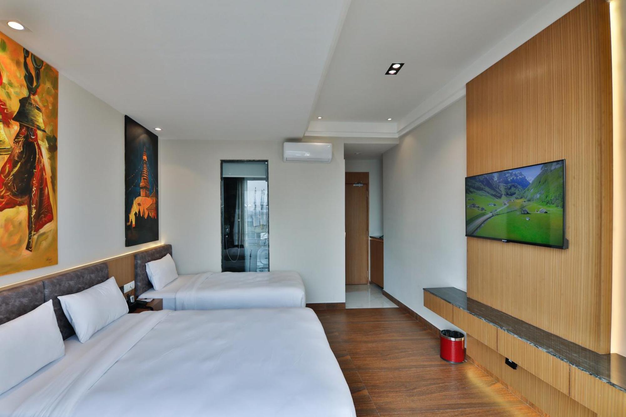 Lakhey Hotel Kathmandu Ngoại thất bức ảnh